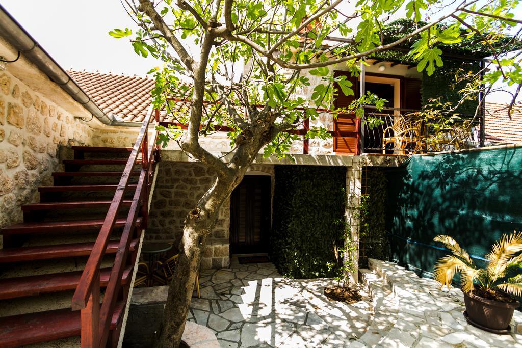 Hill Apartments Kotor Eksteriør billede
