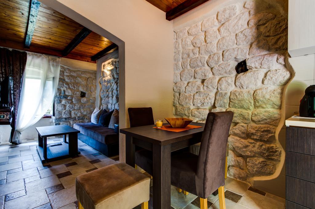 Hill Apartments Kotor Eksteriør billede